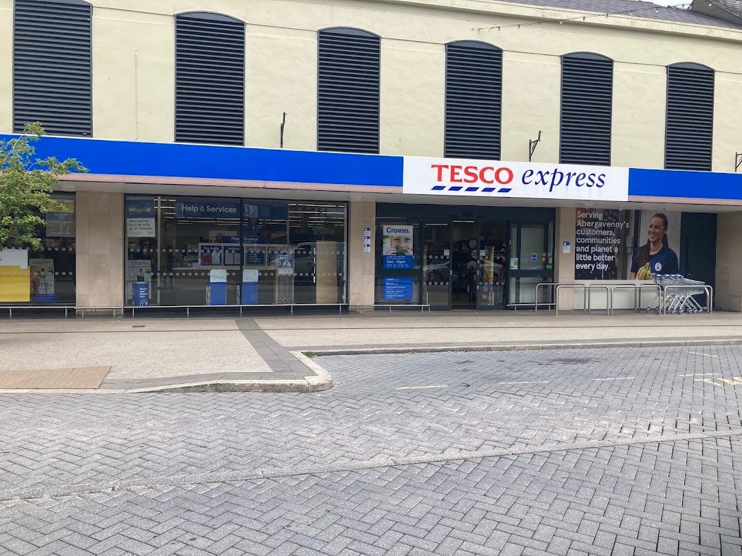Tesco Metro Frogmore Street