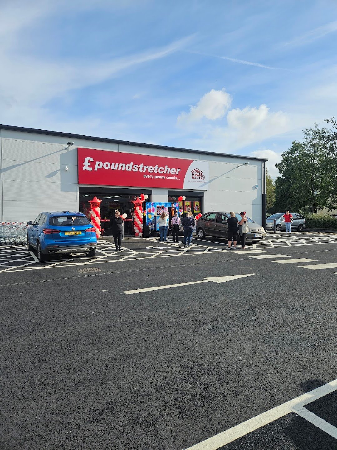 Poundstretcher Llansamlet