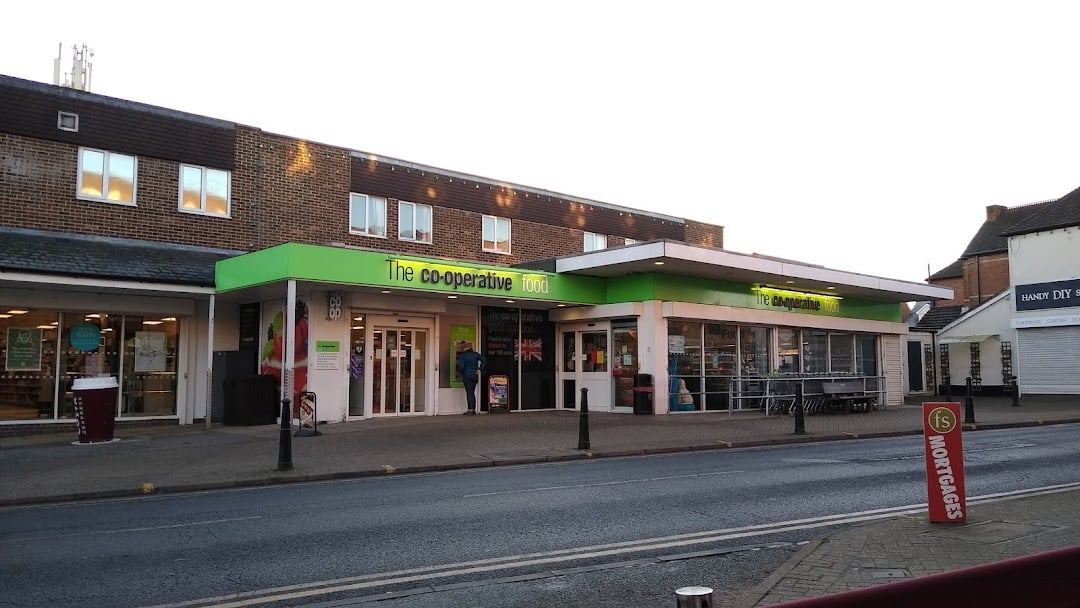 Co-op Crowthorne