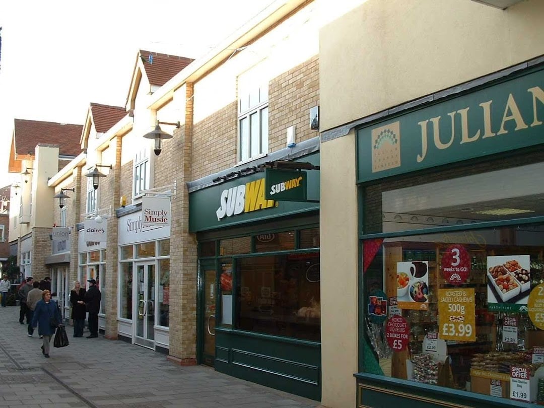 Sainsbury’s Chequers Shopping Centre