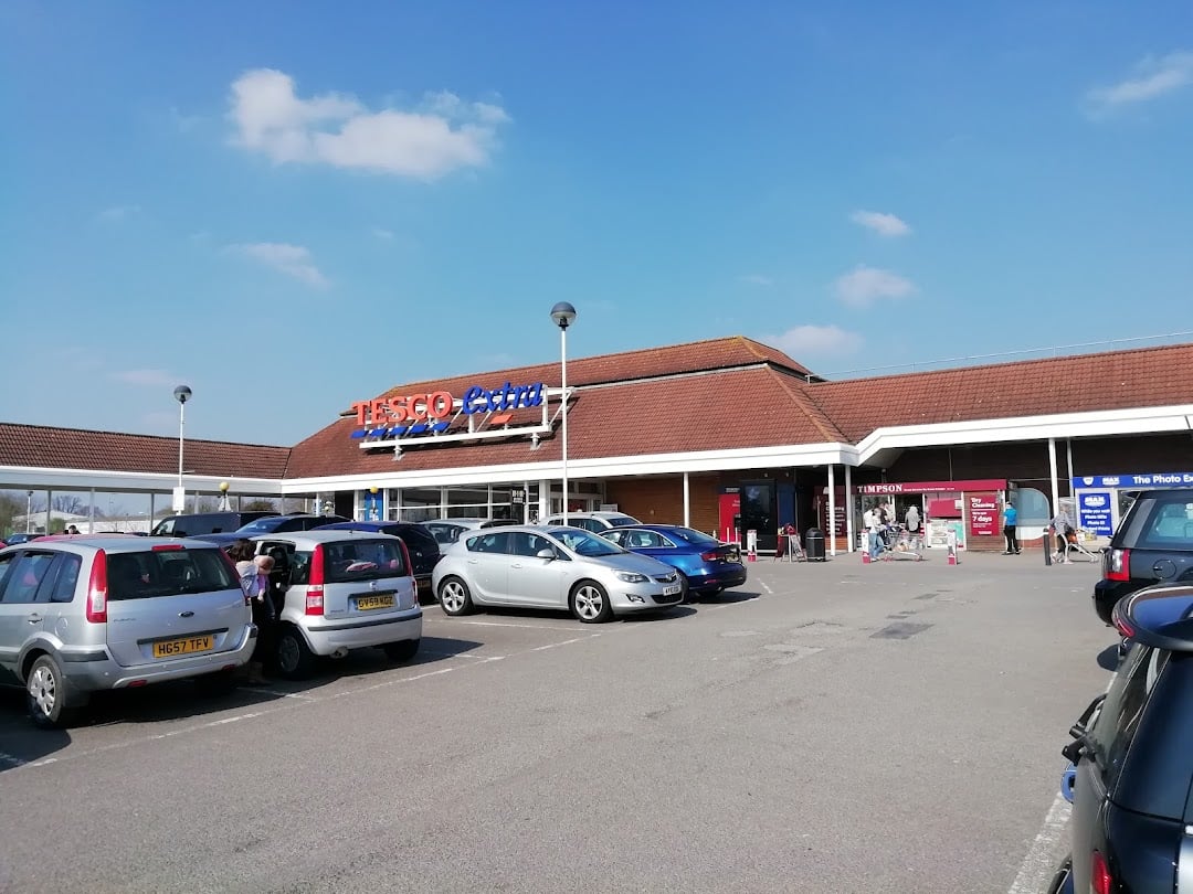 Tesco Extra Horsham