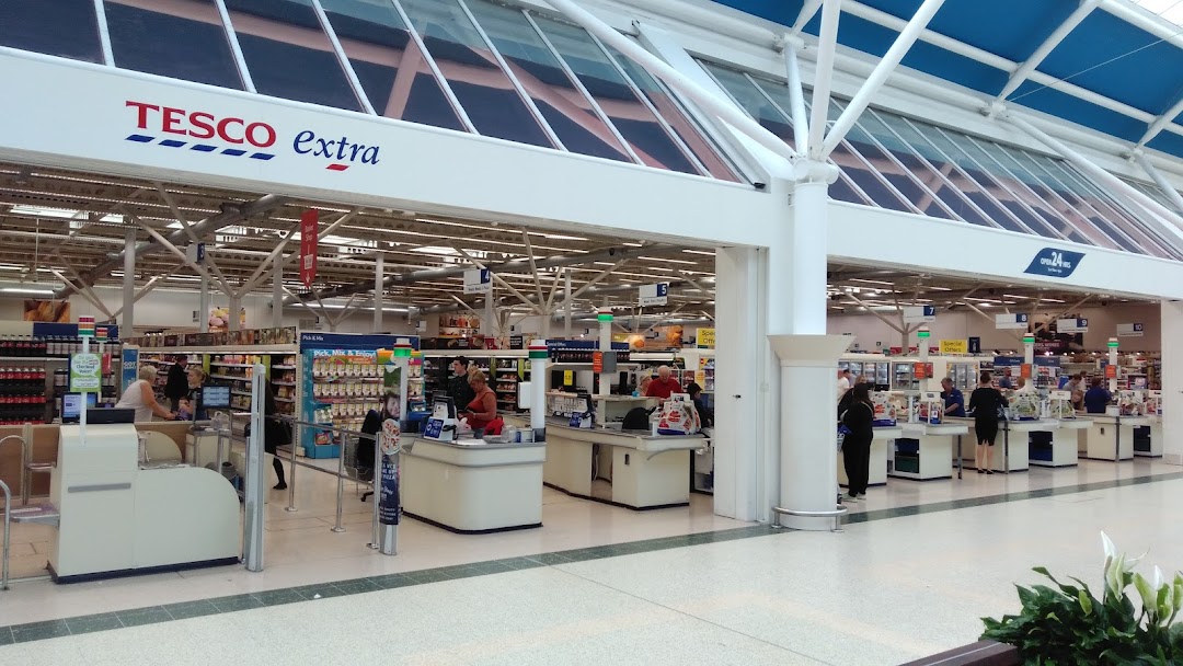 Tesco Serpentine Green Shopping Centre