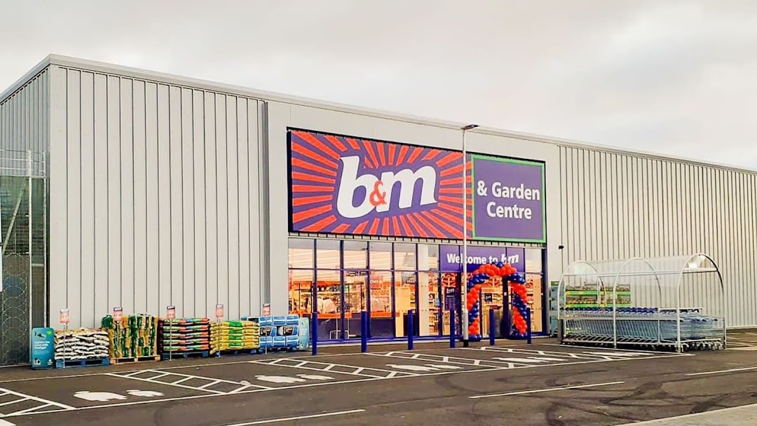 B&M Crieff