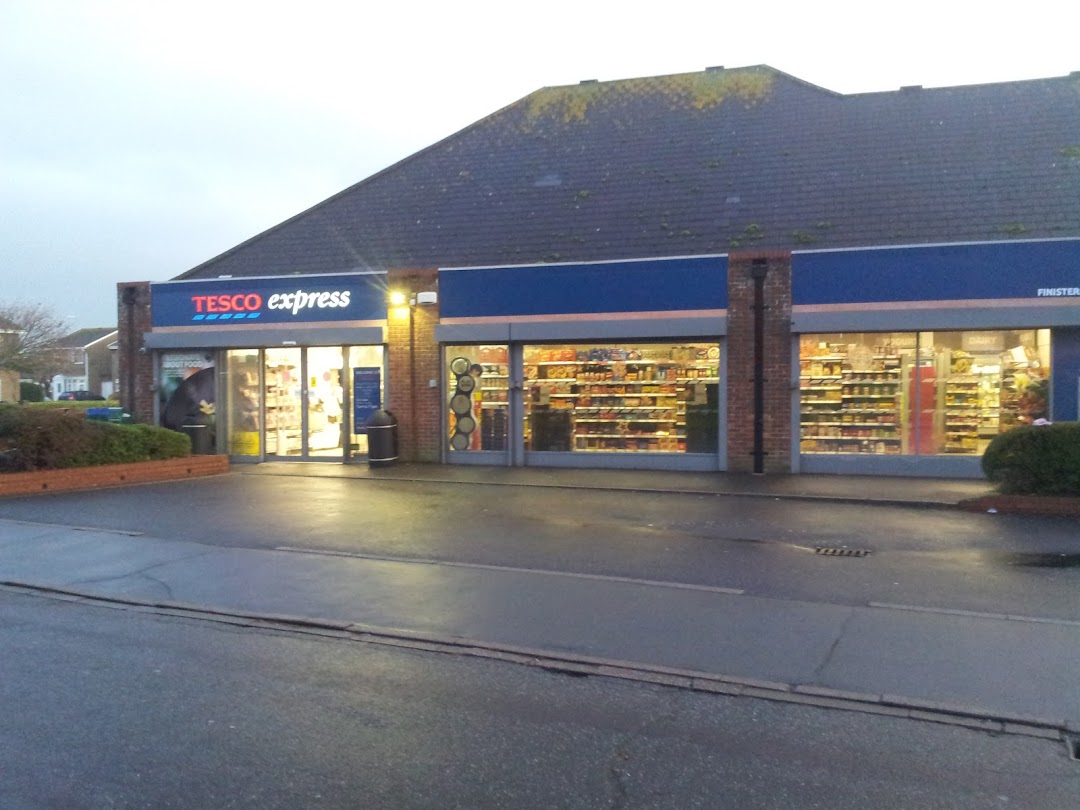Tesco Express Finisterre Way