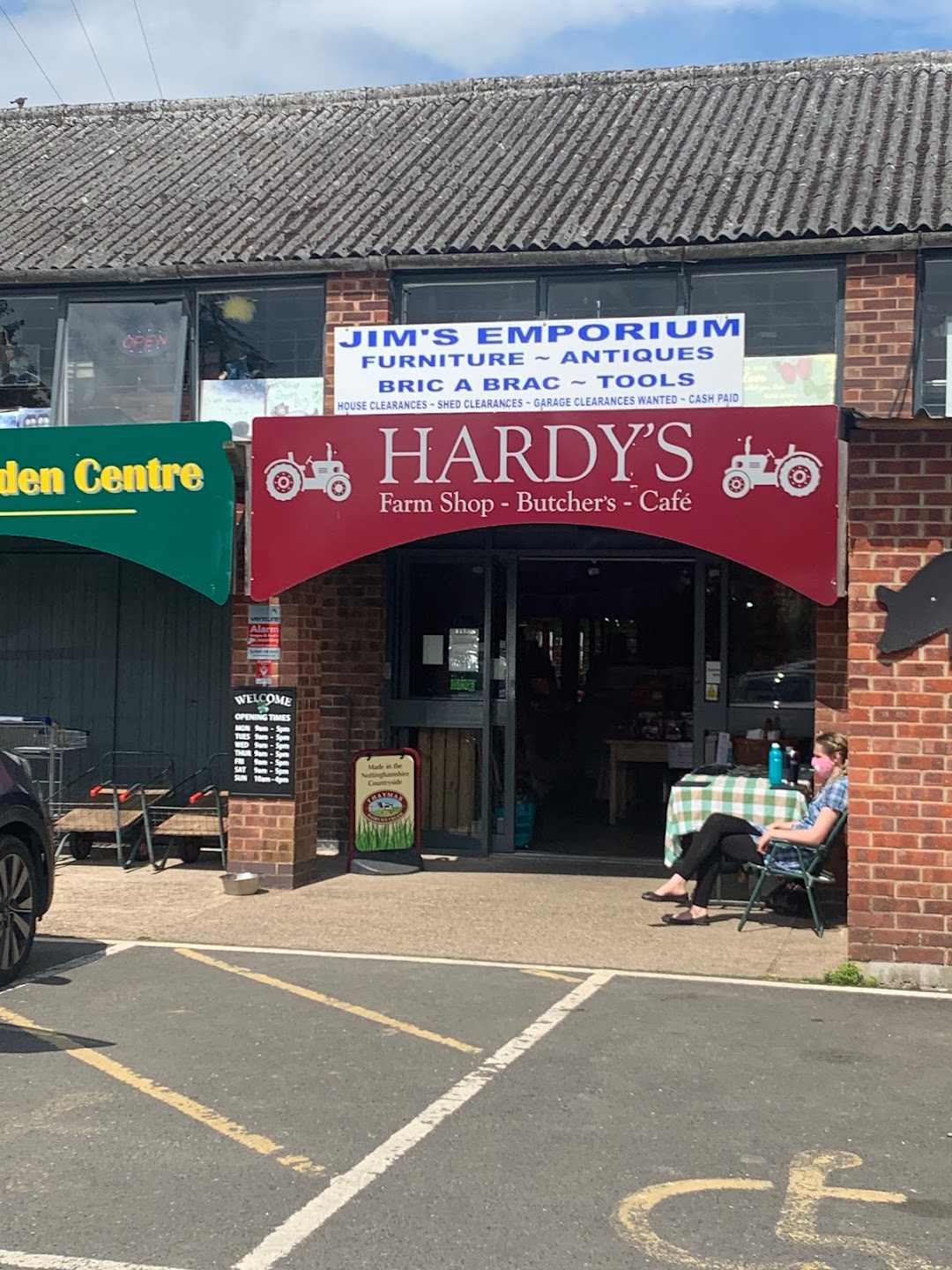 Hardy’s Farm Shop